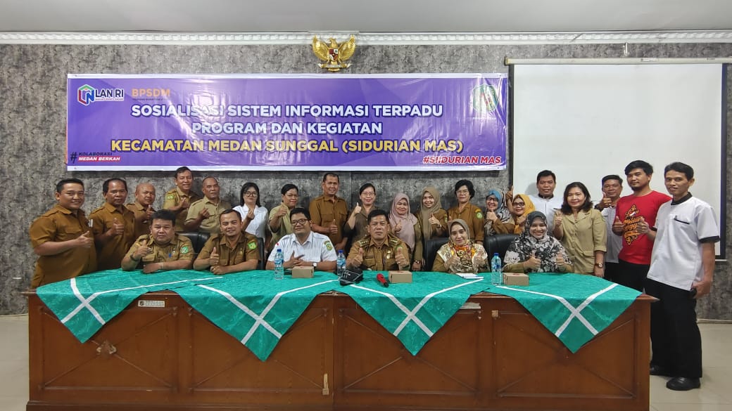 Sosialisasi Sistem Informasi Terpadu Program dan Kegiatan Kecamatan Medan Sunggal (SIDURIAN MAS) yang digagasi oleh Sekretaris Camat Ibu Sri Jumiati Harahap, S.STP, M.AP. (15/08)